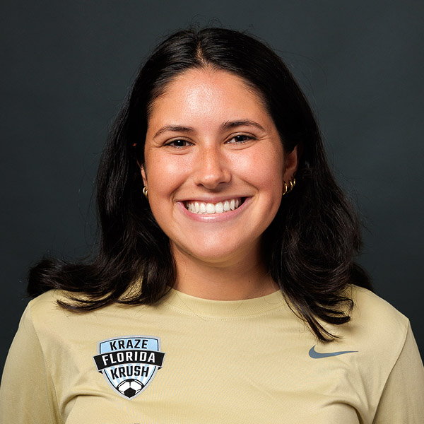 Headshot for Jasmine  Larenas